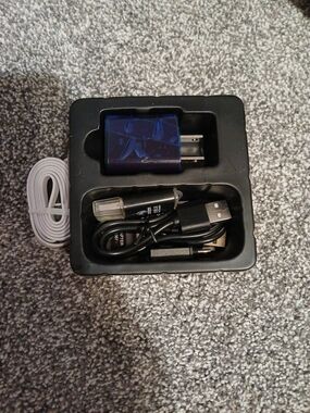 Universal Black and White USB Camera/Video Accessory Kit